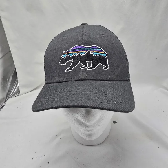 PATAGONIA Fitz Roy Bear Trucker Hat Gray Mesh Snapback Cap MENS ADJUSTABLE - Picture 1 of 4